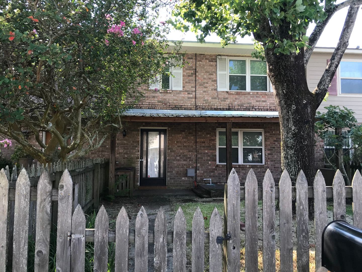 Three Bedroom , 2.5 Bathroom , Covered parking for 2